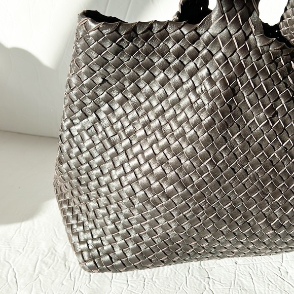 Ultra Soft Genuine Leather Large Tote - Picture 4 of 16